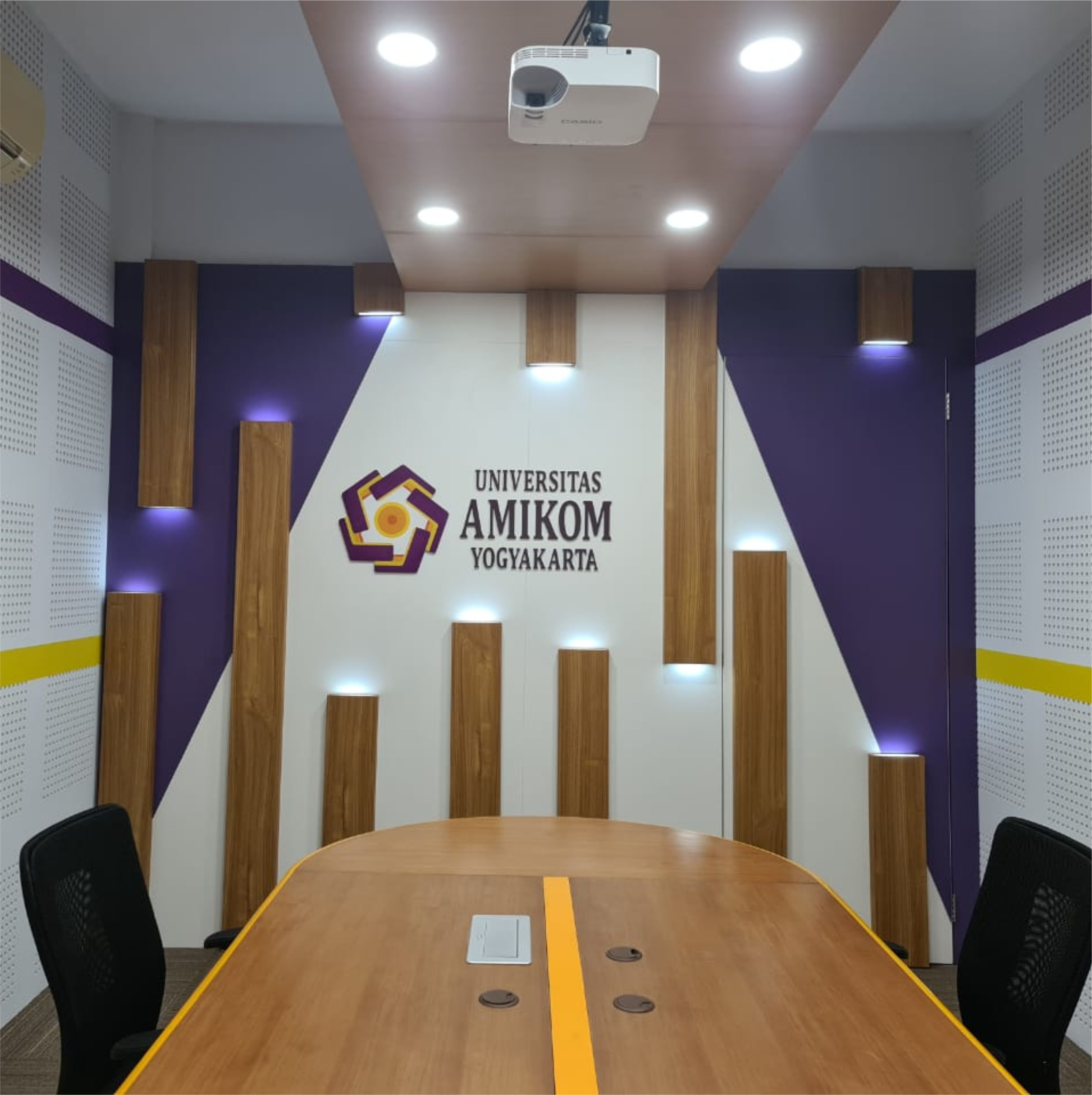 Desain Interior & Backdrop Komersial